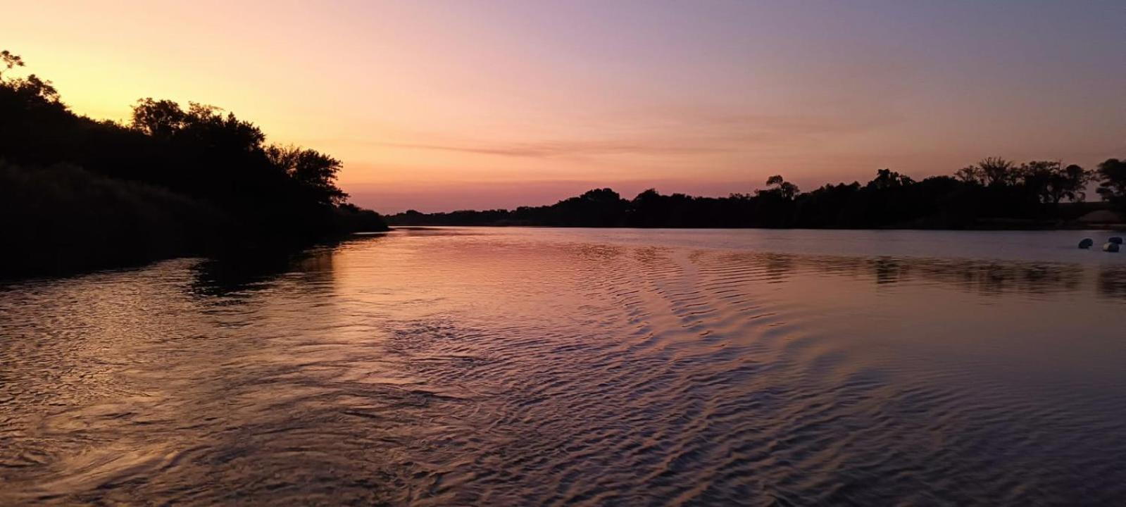 Hippo Retreat & Tiger Fishing Komatipoort Exterior foto